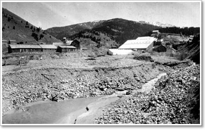 Kearsage Stamp Mill Property of the Montana Historical Society Photograph Archives. Material may be protected by copyright law (Title 17 U.S. Code). Kearsage Stamp Mill Property of the Montana Historical Society Photograph Archives. Material may be protected by copyright law (Title 17 U.S. Code).